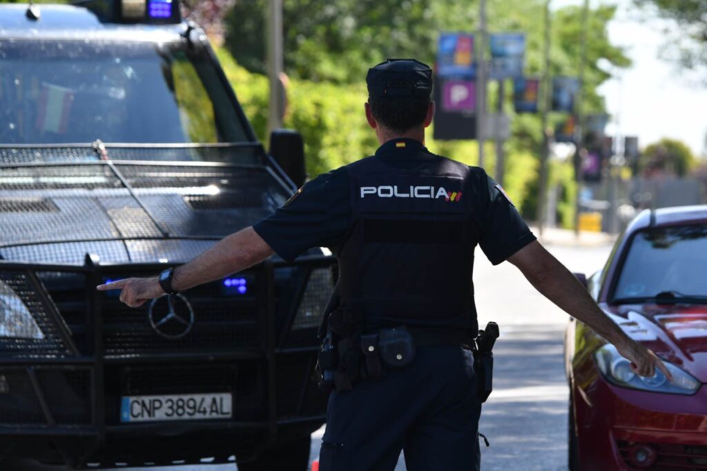 Policía Nacional en un control de tráfico